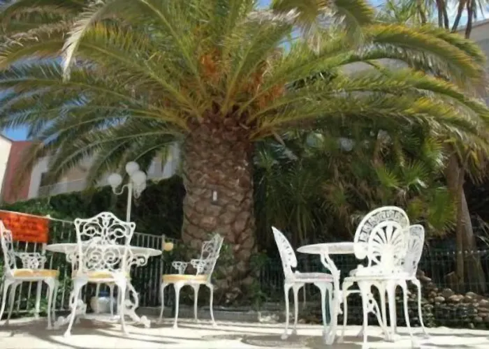 阿祖尔酒店 酒店